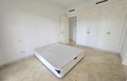 Resale - Apartment - Middle Floor Apartment - Casares - Casares Centro