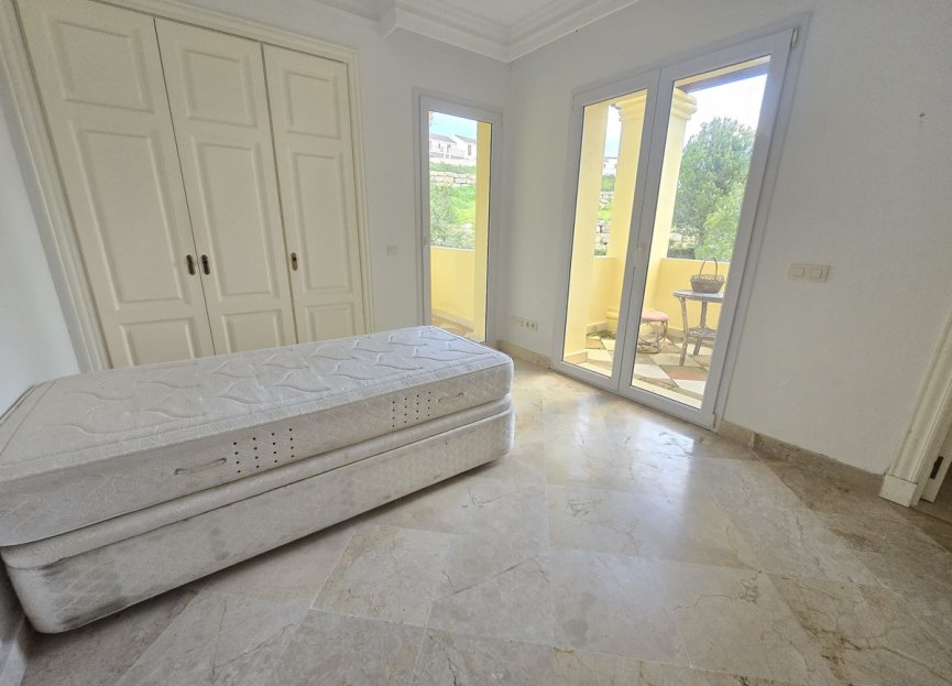 Resale - Apartment - Middle Floor Apartment - Casares - Casares Centro