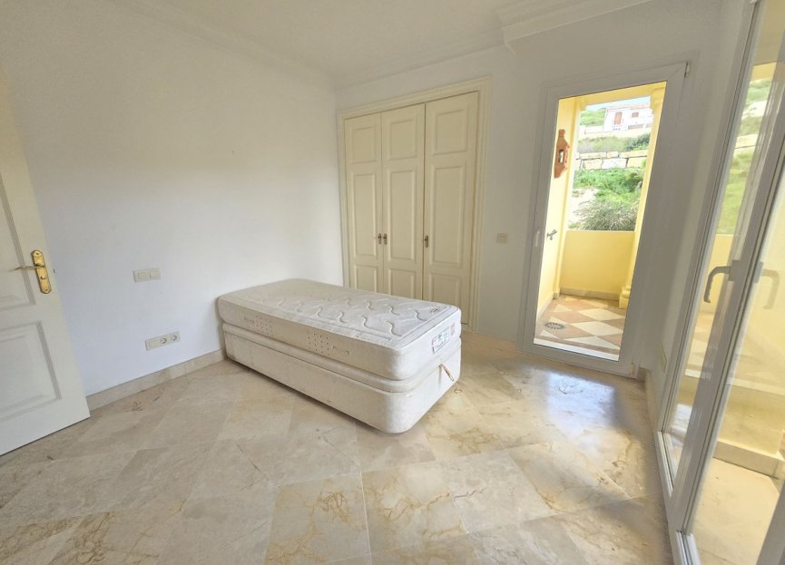 Resale - Apartment - Middle Floor Apartment - Casares - Casares Centro