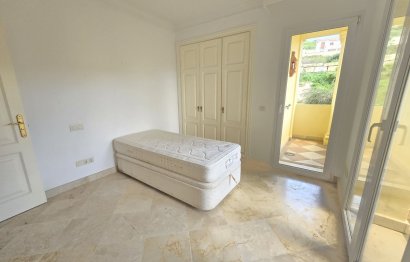 Resale - Apartment - Middle Floor Apartment - Casares - Casares Centro