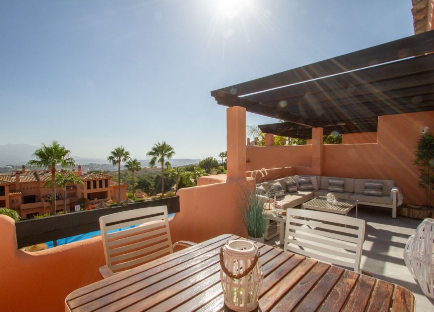 Resale - Apartment - Penthouse - Marbella - La Mairena