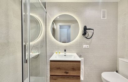 Resale - Apartment - Middle Floor Apartment - Benahavís - Benahavís Centro