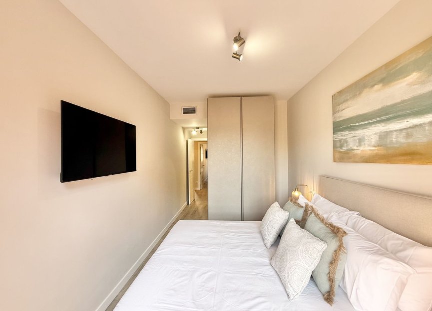 Resale - Apartment - Middle Floor Apartment - Benahavís - Benahavís Centro