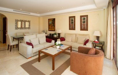 Resale - Apartment - Penthouse - Marbella - La Mairena