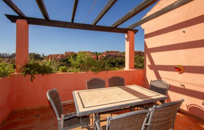 Resale - Apartment - Penthouse - Marbella - La Mairena