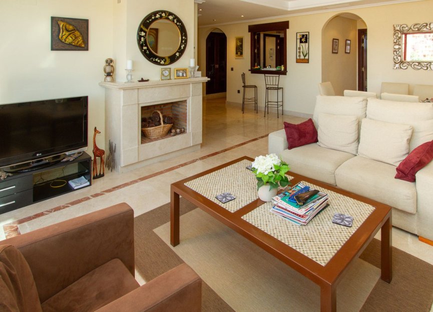 Resale - Apartment - Penthouse - Marbella - La Mairena