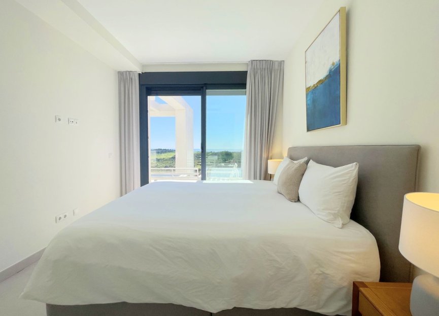 Resale - Apartment - Penthouse - Estepona - Estepona Centro