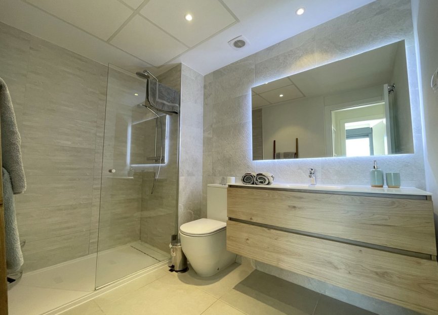 Resale - Apartment - Penthouse - Estepona - Estepona Centro