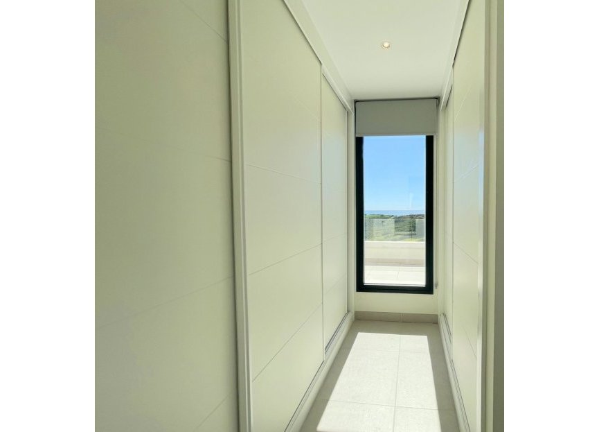 Resale - Apartment - Penthouse - Estepona - Estepona Centro