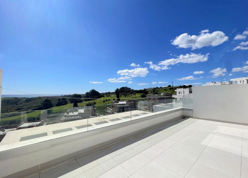Resale - Apartment - Penthouse - Estepona - Estepona Centro