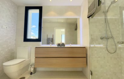 Resale - Apartment - Penthouse - Estepona - Estepona Centro