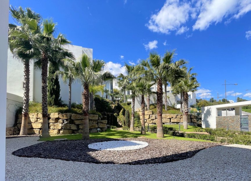 Resale - Apartment - Penthouse - Estepona - Estepona Centro