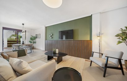 Resale - Apartment - Middle Floor Apartment - Marbella - Nueva Andalucia