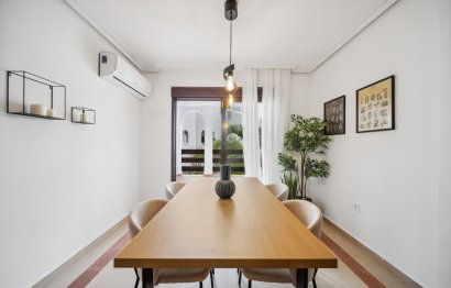 Resale - Apartment - Middle Floor Apartment - Marbella - Nueva Andalucia