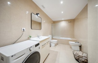 Resale - Apartment - Middle Floor Apartment - Marbella - Nueva Andalucia