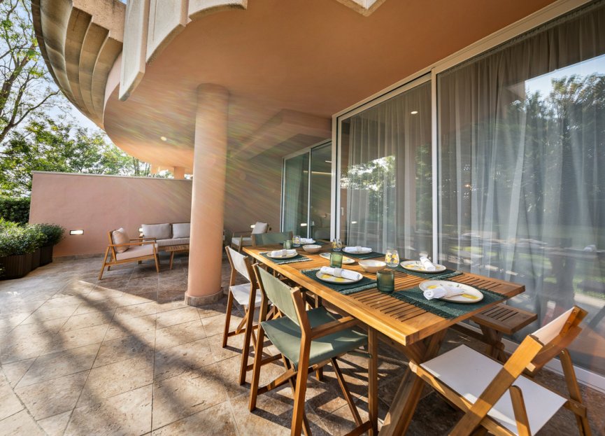 Resale - Ground floor apartment - Marbella - Nueva Andalucia