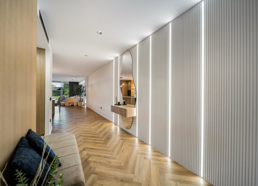 Resale - Ground floor apartment - Marbella - Nueva Andalucia