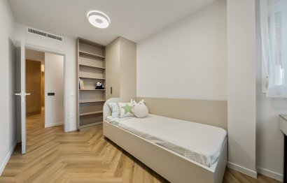 Resale - Ground floor apartment - Marbella - Nueva Andalucia