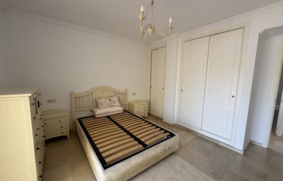 Resale - Apartment - Middle Floor Apartment - Marbella - Nueva Andalucia