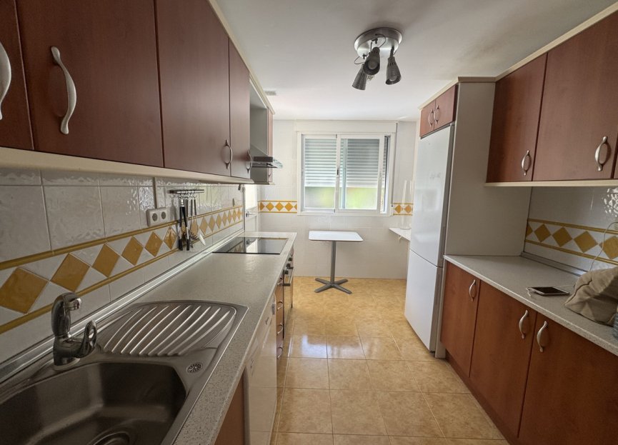 Resale - Apartment - Middle Floor Apartment - Marbella - Nueva Andalucia