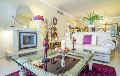 Resale - Ground floor apartment - Marbella - Puerto Banús