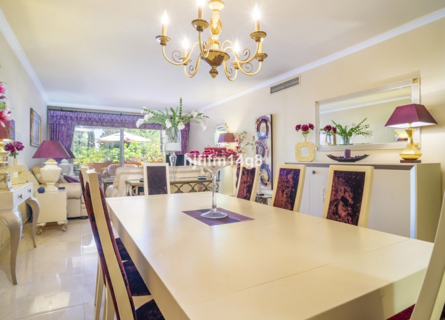 Resale - Ground floor apartment - Marbella - Puerto Banús