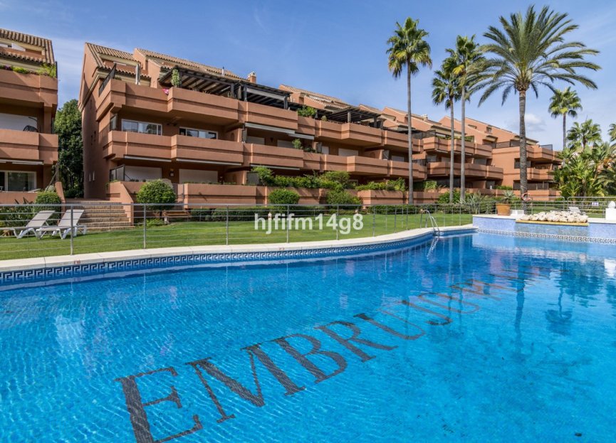Resale - Ground floor apartment - Marbella - Puerto Banús