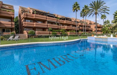 Resale - Ground floor apartment - Marbella - Puerto Banús