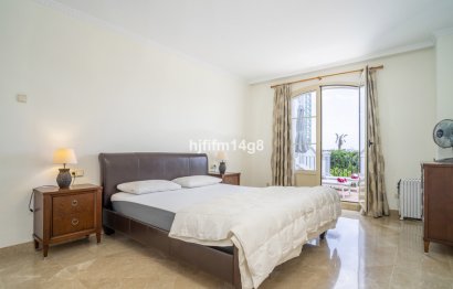 Reventa - House - Townhouse - Marbella - Nueva Andalucia