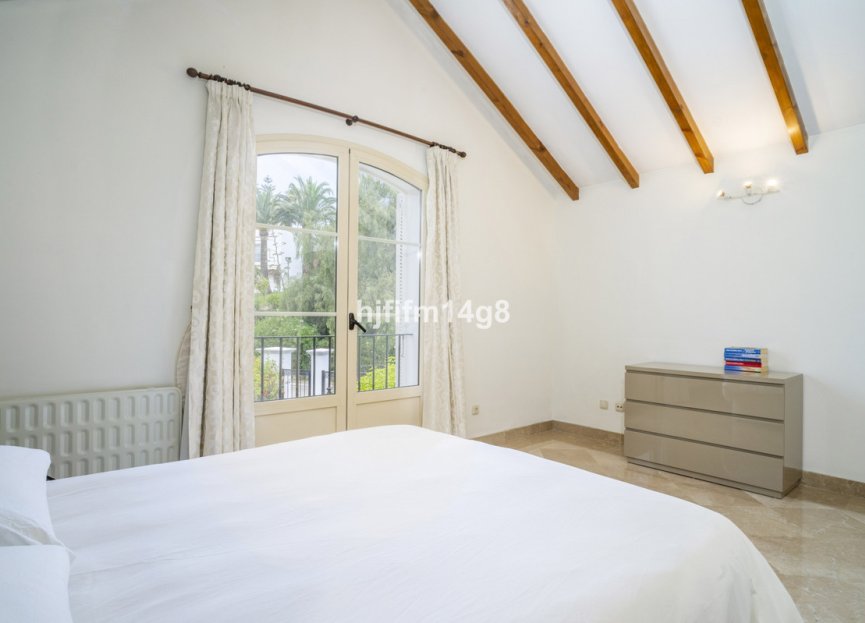 Reventa - House - Townhouse - Marbella - Nueva Andalucia