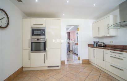 Reventa - House - Townhouse - Marbella - Nueva Andalucia