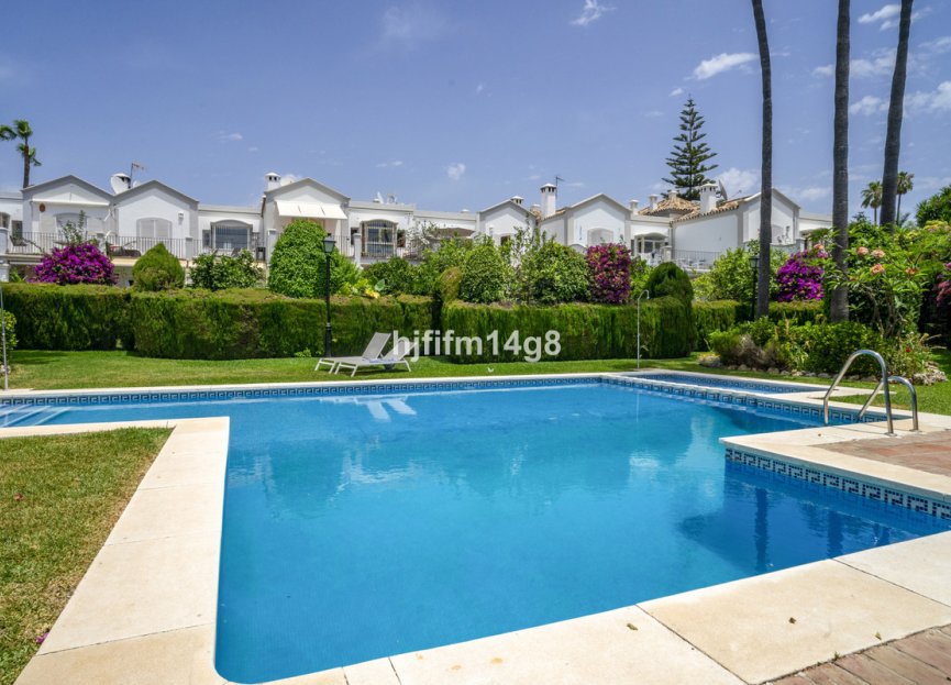 Reventa - House - Townhouse - Marbella - Nueva Andalucia