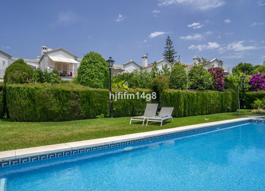 Reventa - House - Townhouse - Marbella - Nueva Andalucia