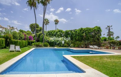Reventa - House - Townhouse - Marbella - Nueva Andalucia