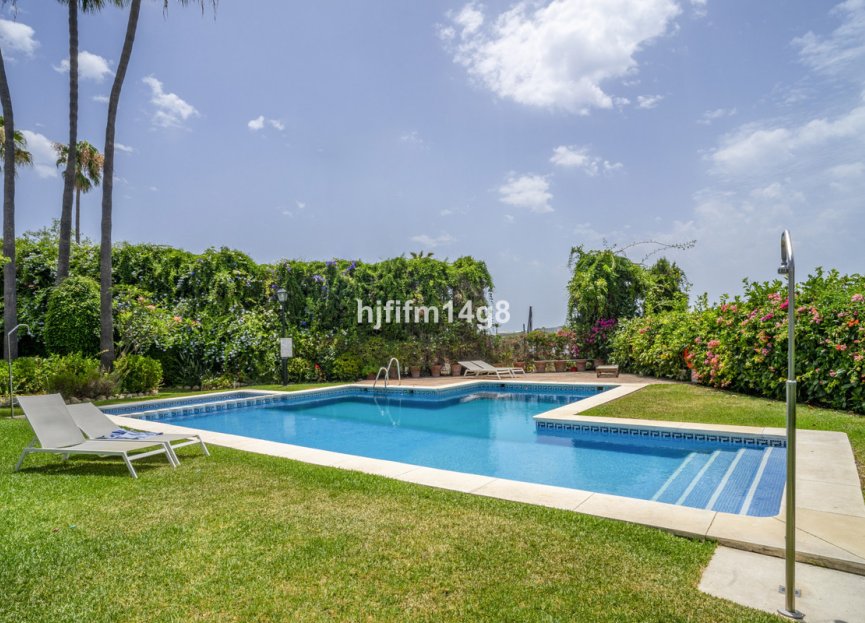 Reventa - House - Townhouse - Marbella - Nueva Andalucia