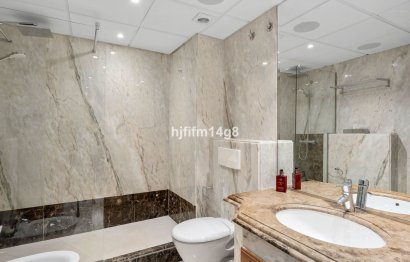 Resale - Apartment - Penthouse - Estepona - Estepona Centro