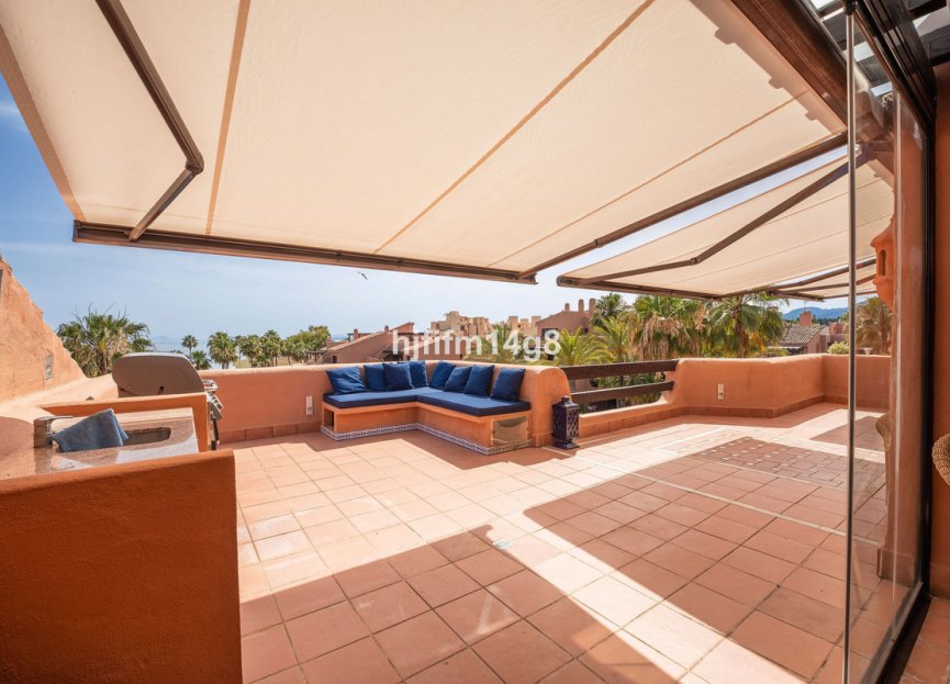 Resale - Apartment - Penthouse - Estepona - Estepona Centro