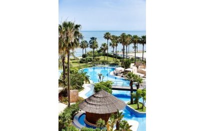 Resale - Apartment - Penthouse - Estepona - Estepona Centro