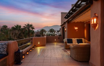 Resale - Apartment - Penthouse - Estepona - Estepona Centro