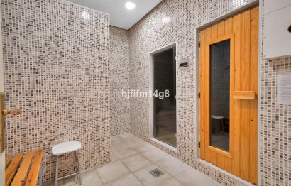 Resale - Apartment - Penthouse - Estepona - Estepona Centro