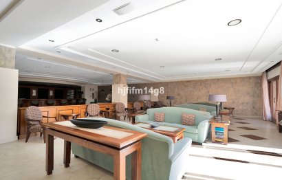 Resale - Apartment - Penthouse - Estepona - Estepona Centro