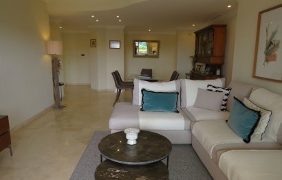 Resale - Ground floor apartment - Marbella - Elviria