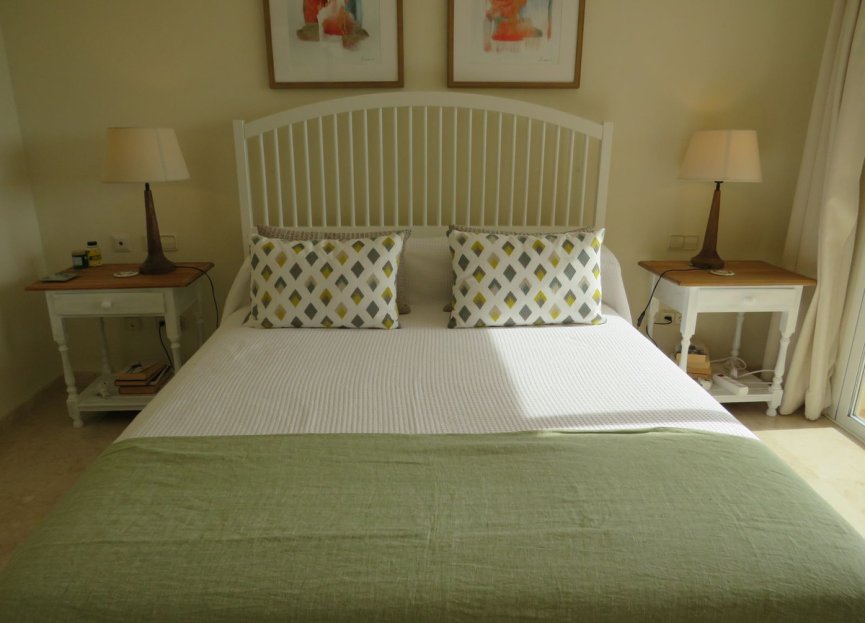 Resale - Ground floor apartment - Marbella - Elviria