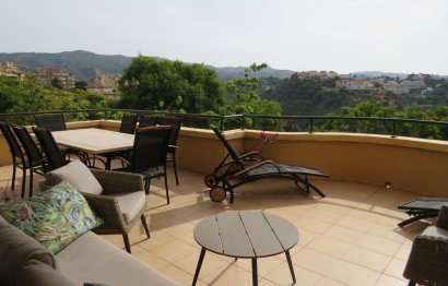 Resale - Ground floor apartment - Marbella - Elviria