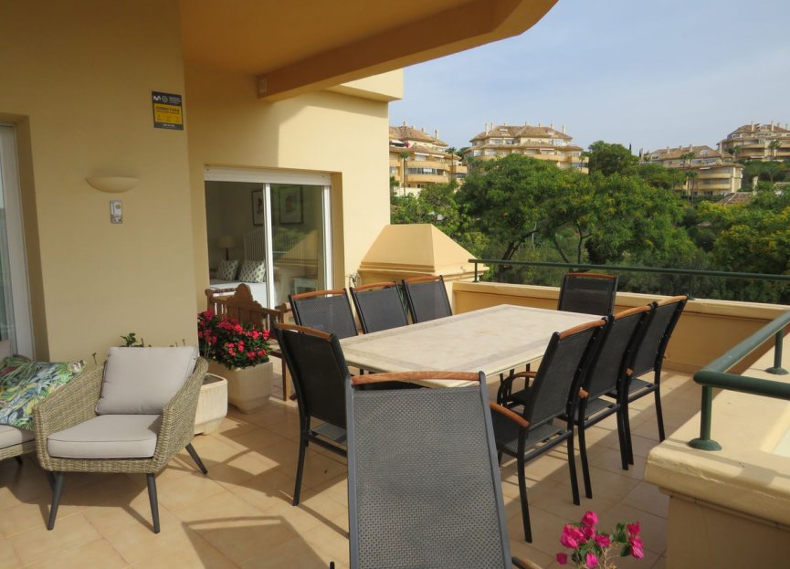 Resale - Ground floor apartment - Marbella - Elviria