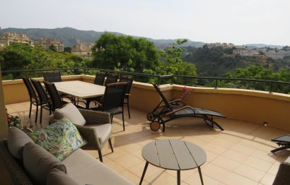 Resale - Ground floor apartment - Marbella - Elviria