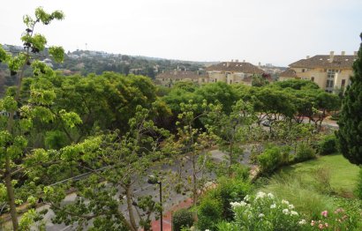 Resale - Ground floor apartment - Marbella - Elviria