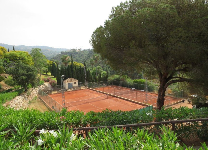 Resale - Ground floor apartment - Marbella - Elviria