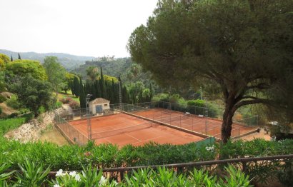 Resale - Ground floor apartment - Marbella - Elviria