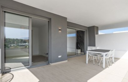 Resale - Apartment - Penthouse - Estepona - Selwo